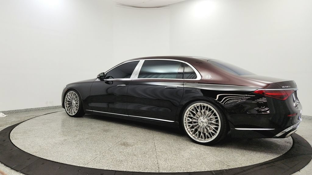 Used 2022 Mercedes-Benz Maybach S 580 4MATIC image 3