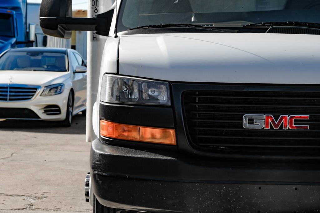 Used 2021 GMC Savana 3500 Extended w/ Power Convenience Package image 30