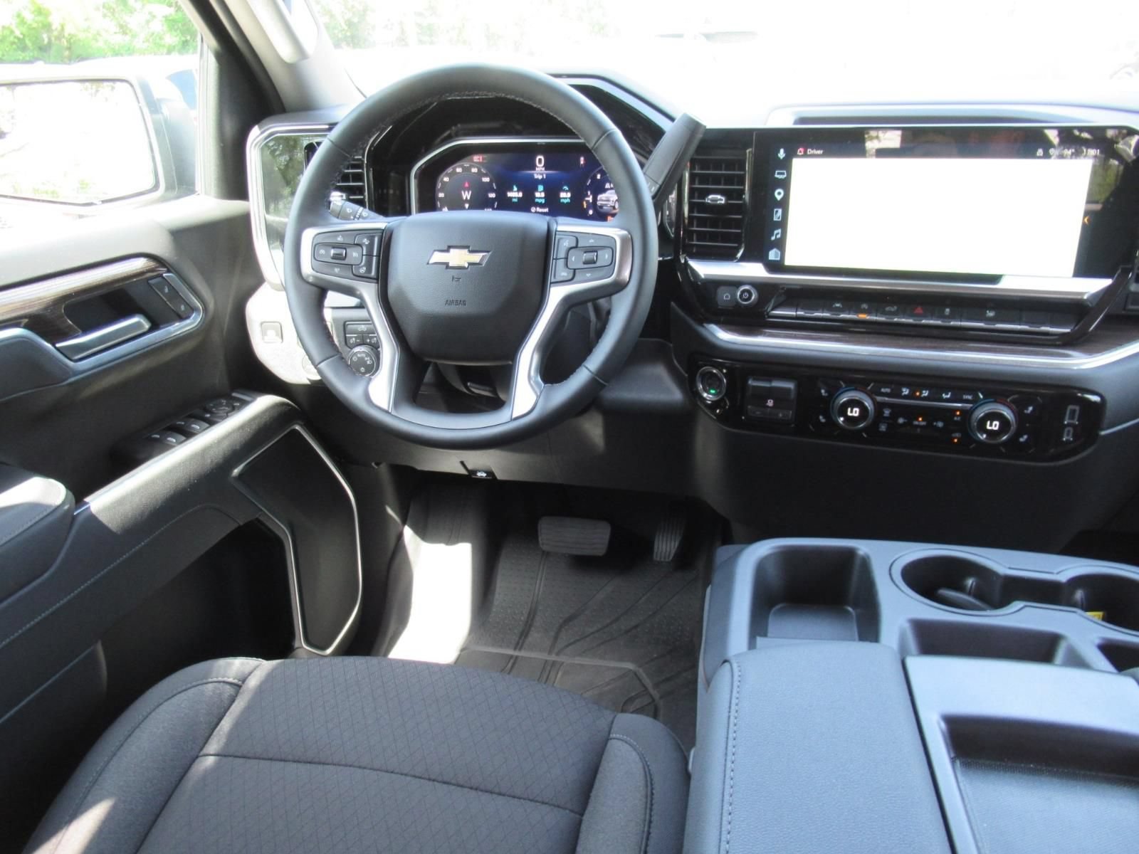 Used 2026 Chevrolet Silverado 1500 LT AWD/4WD image 15