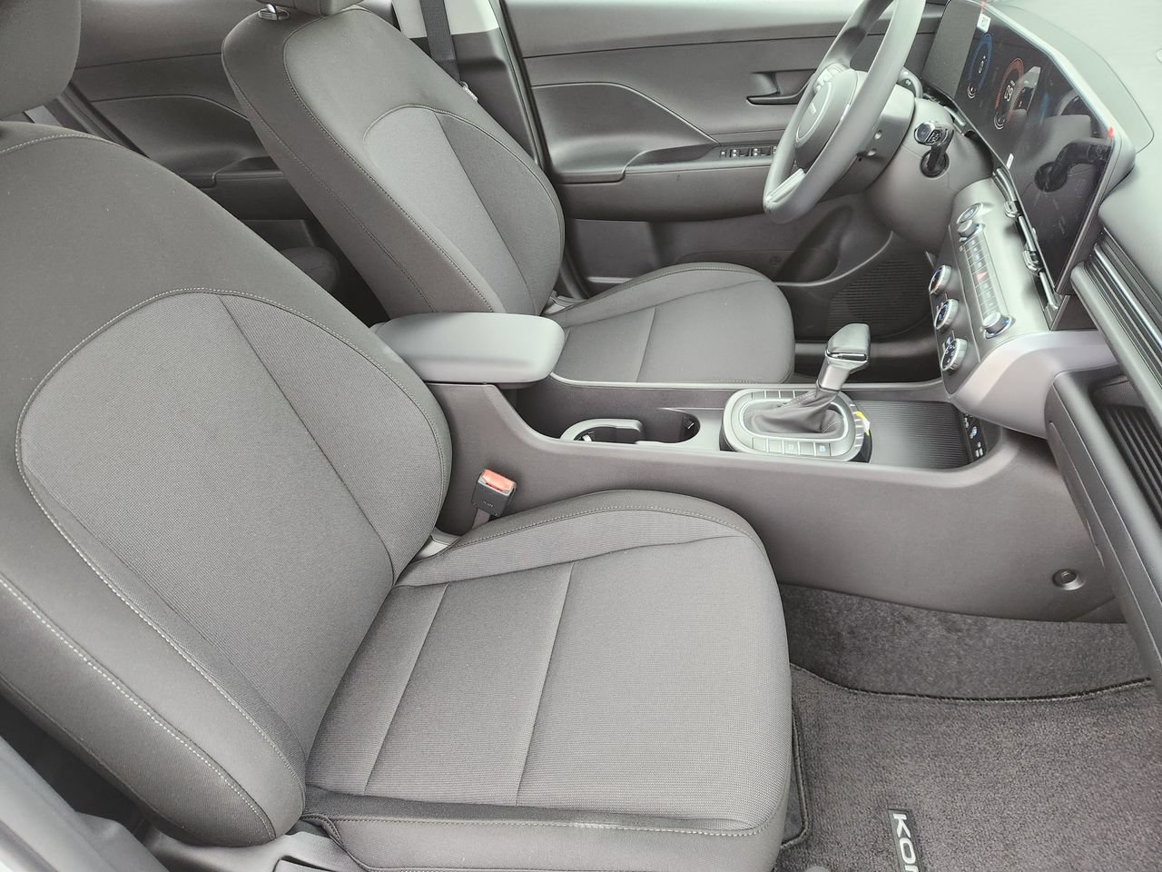 New 2026 Hyundai Kona SE FWD image 10