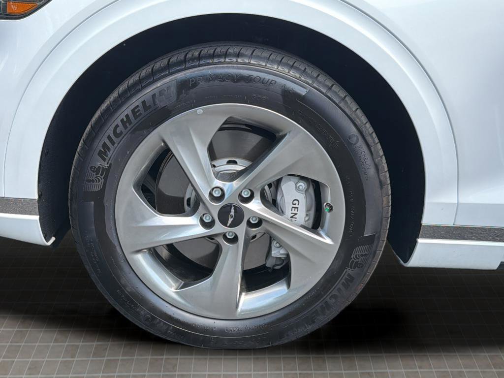 Certified 2026 Genesis GV70 2.5T AWD/4WD image 47