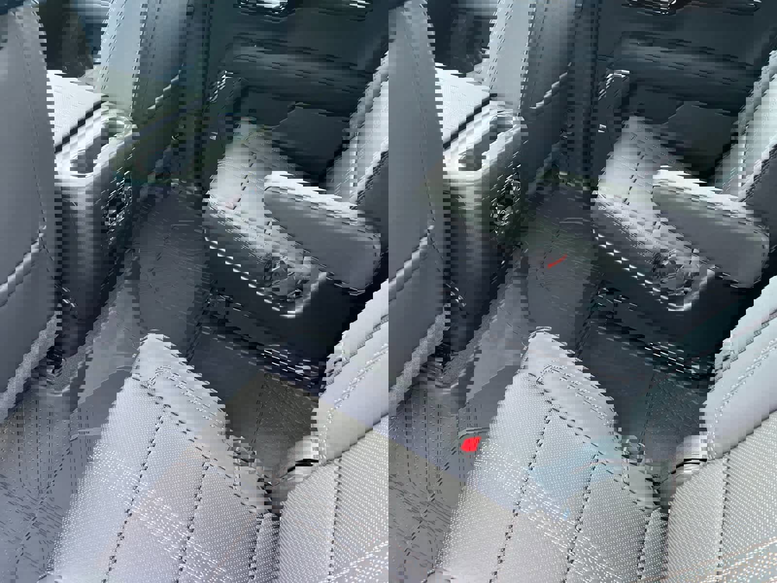 New 2026 Chevrolet Tahoe High Country image 4