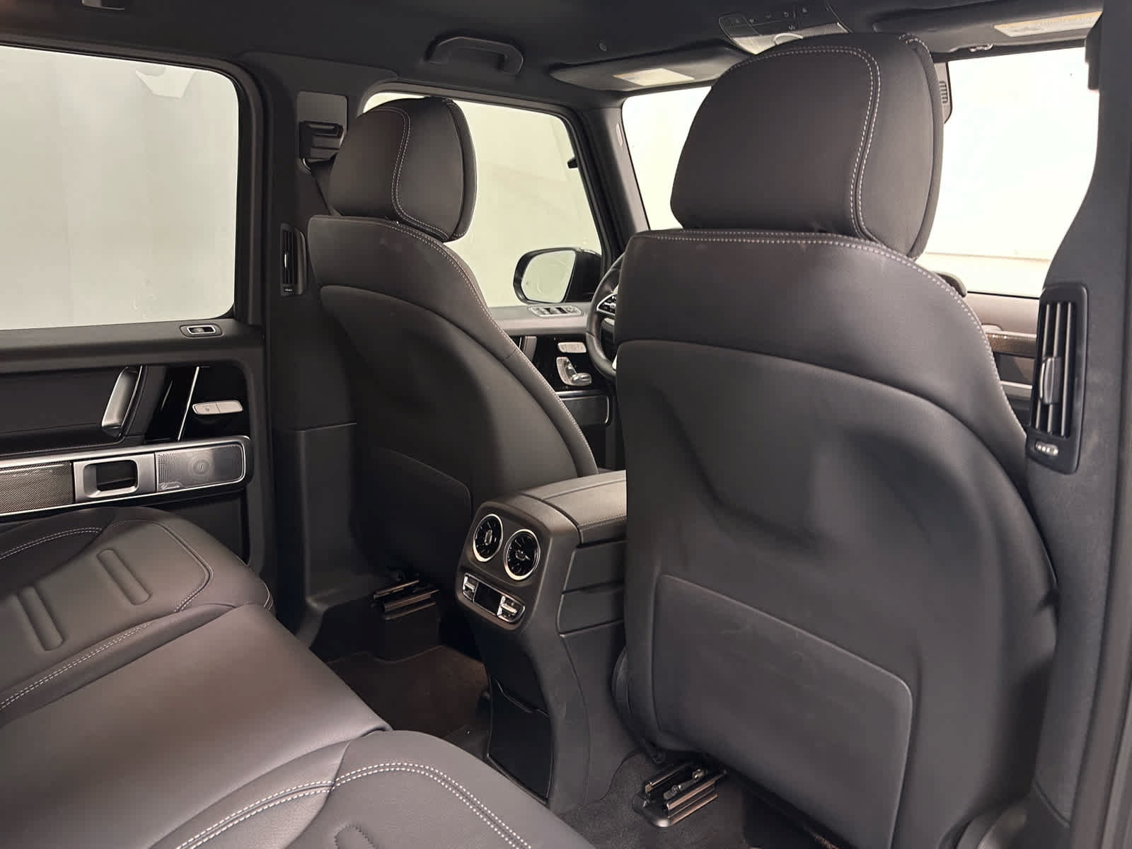 Used 2024 Mercedes-Benz G 550 w/ Night Package image 19
