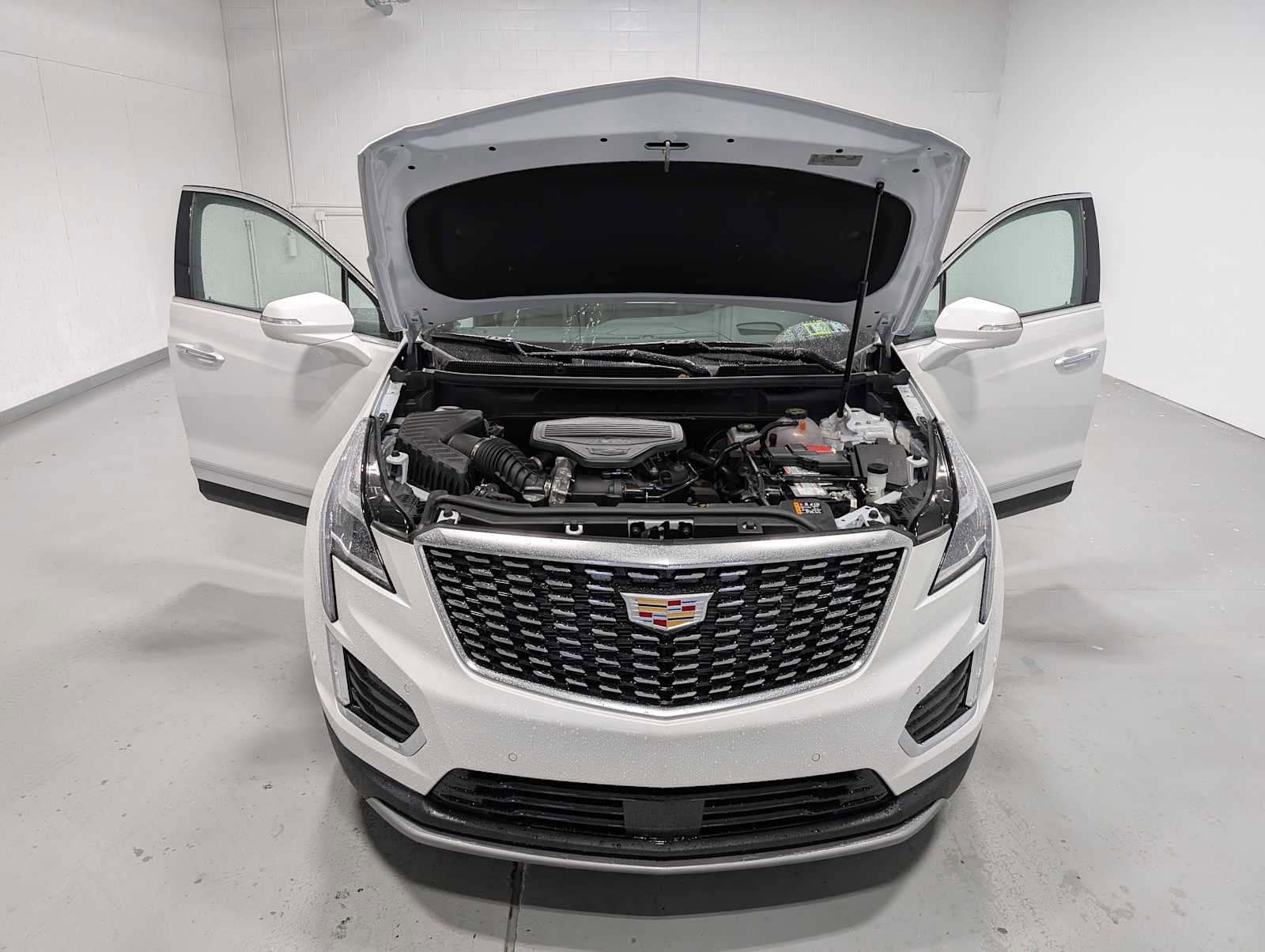 New 2025 Cadillac XT5 Premium Luxury w/ Technology Package AWD/4WD image 11