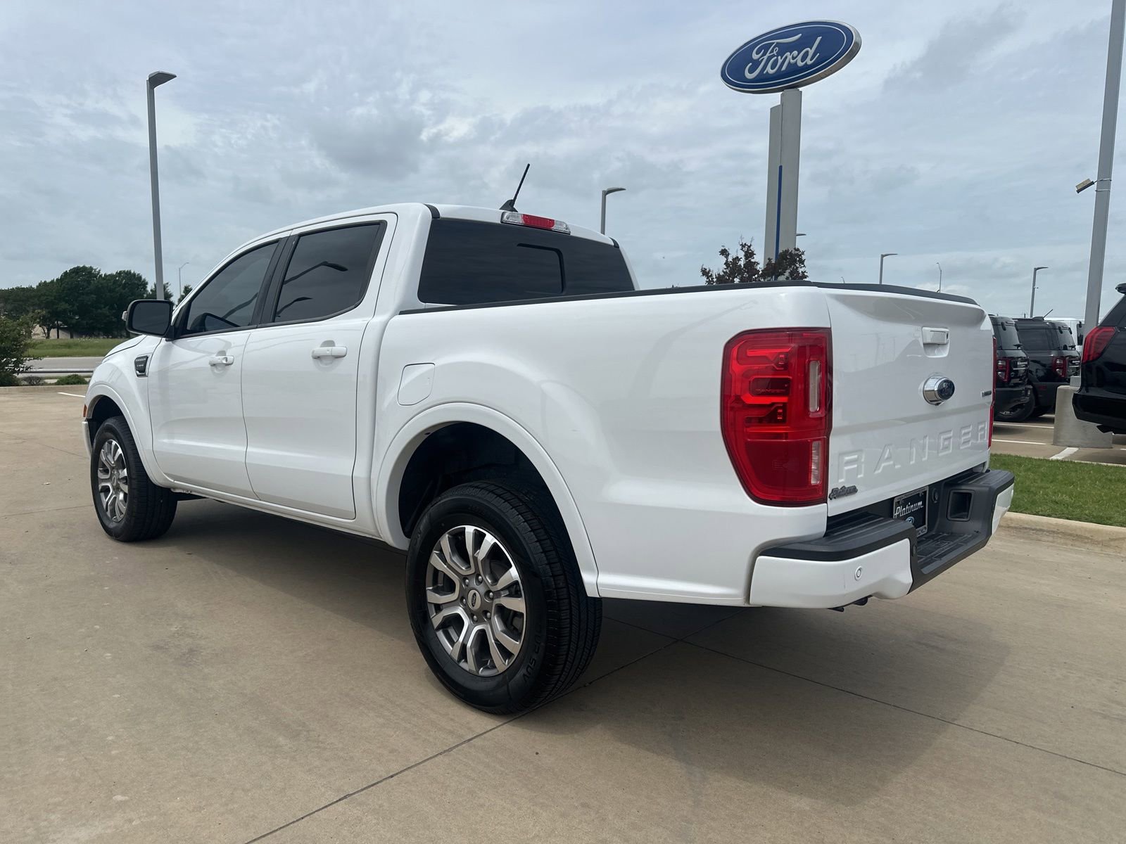 Used 2019 Ford Ranger Lariat RWD image 3