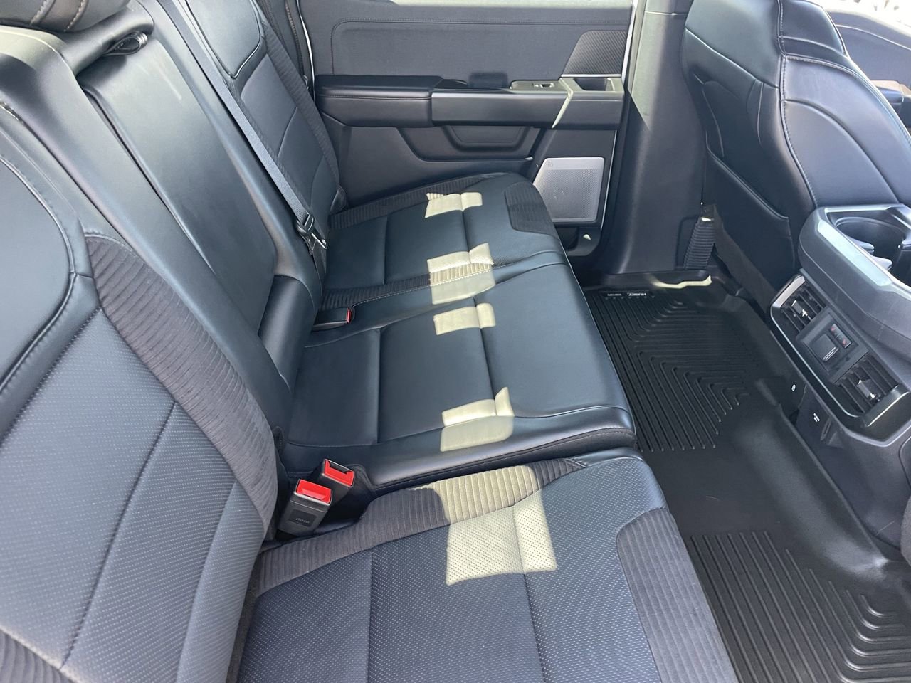 Used 2023 Ford F150 Raptor w/ Raptor 37 Performance Package AWD/4WD image 13