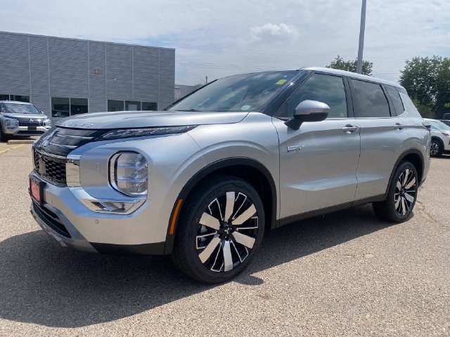 New 2026 Mitsubishi Outlander SE