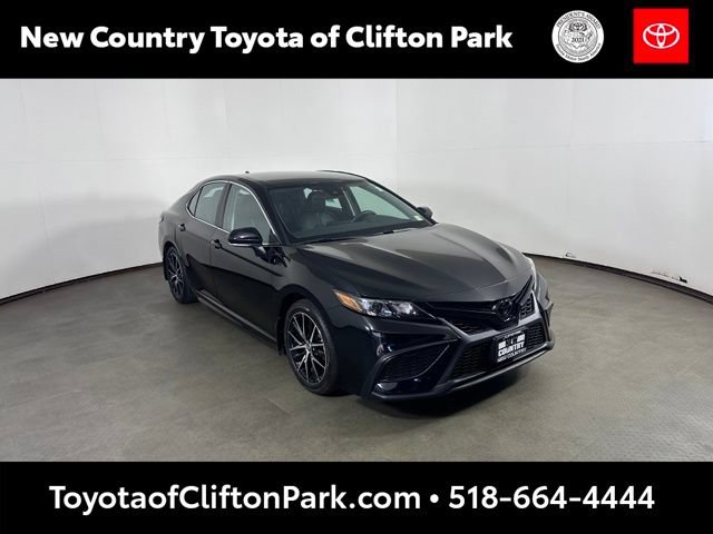 Used 2024 Toyota Camry SE w/ Cold Weather Package