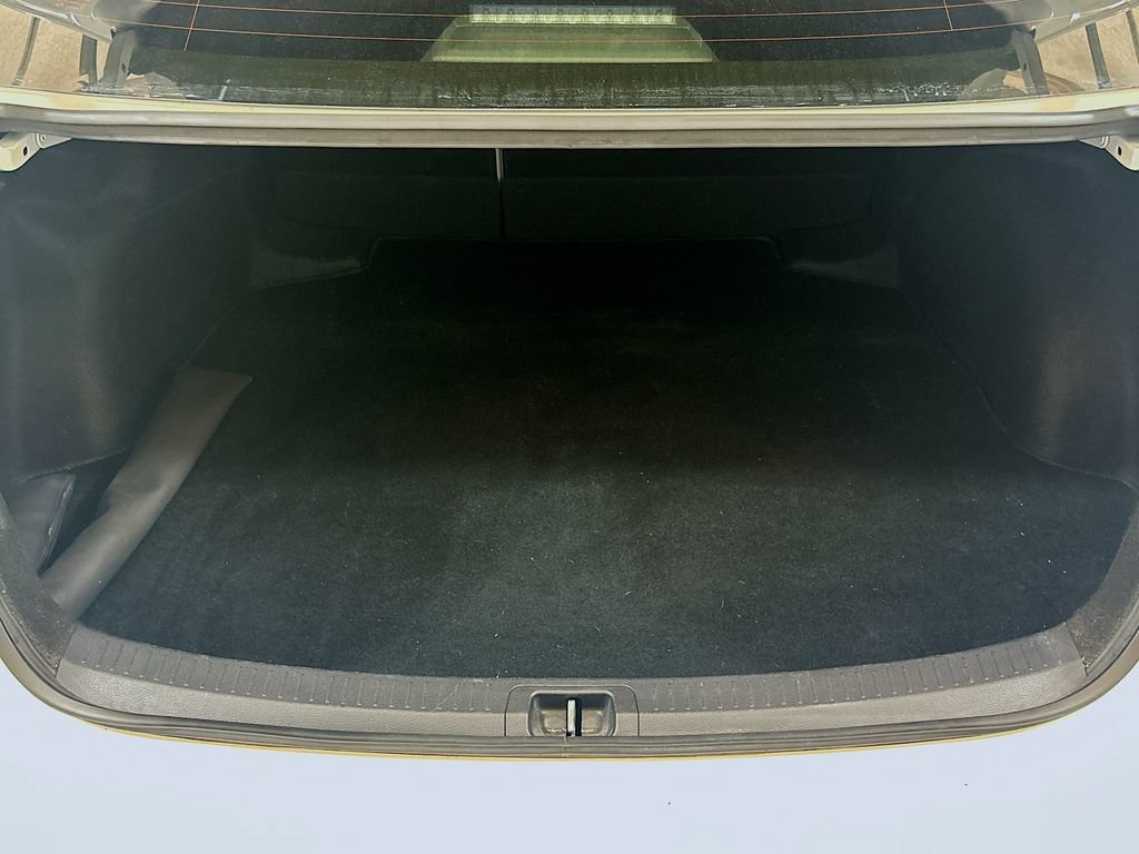 Used 2020 Toyota Corolla LE FWD image 21