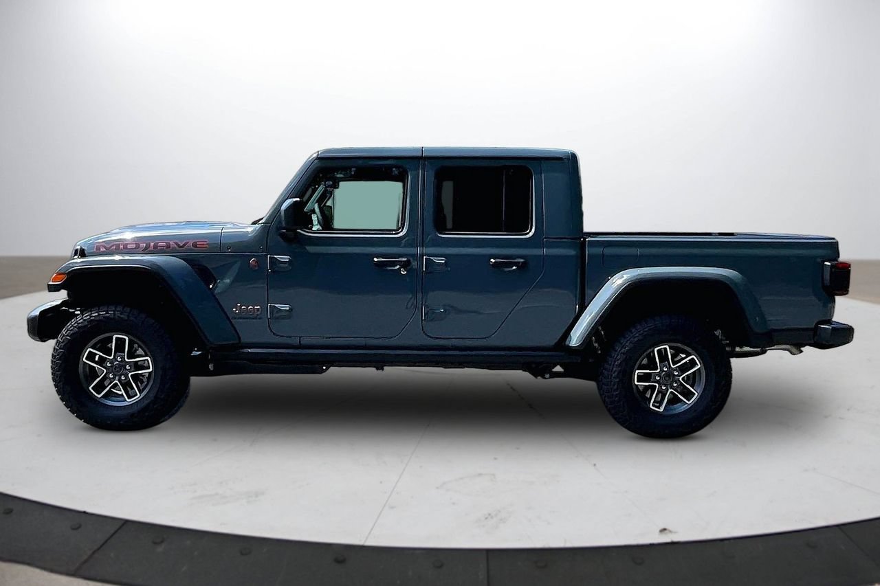 Certified 2026 Jeep Gladiator Mojave AWD/4WD image 5