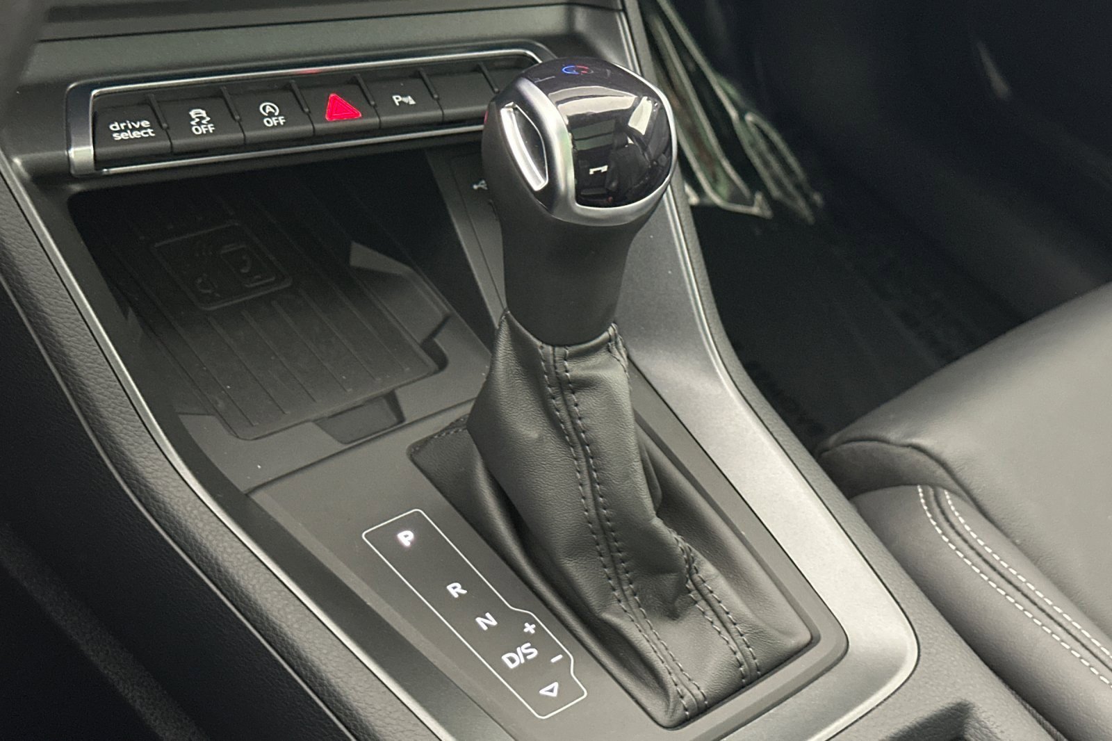 Used 2023 Audi Q3 2.0T Premium Plus w/ Premium Plus Package image 20