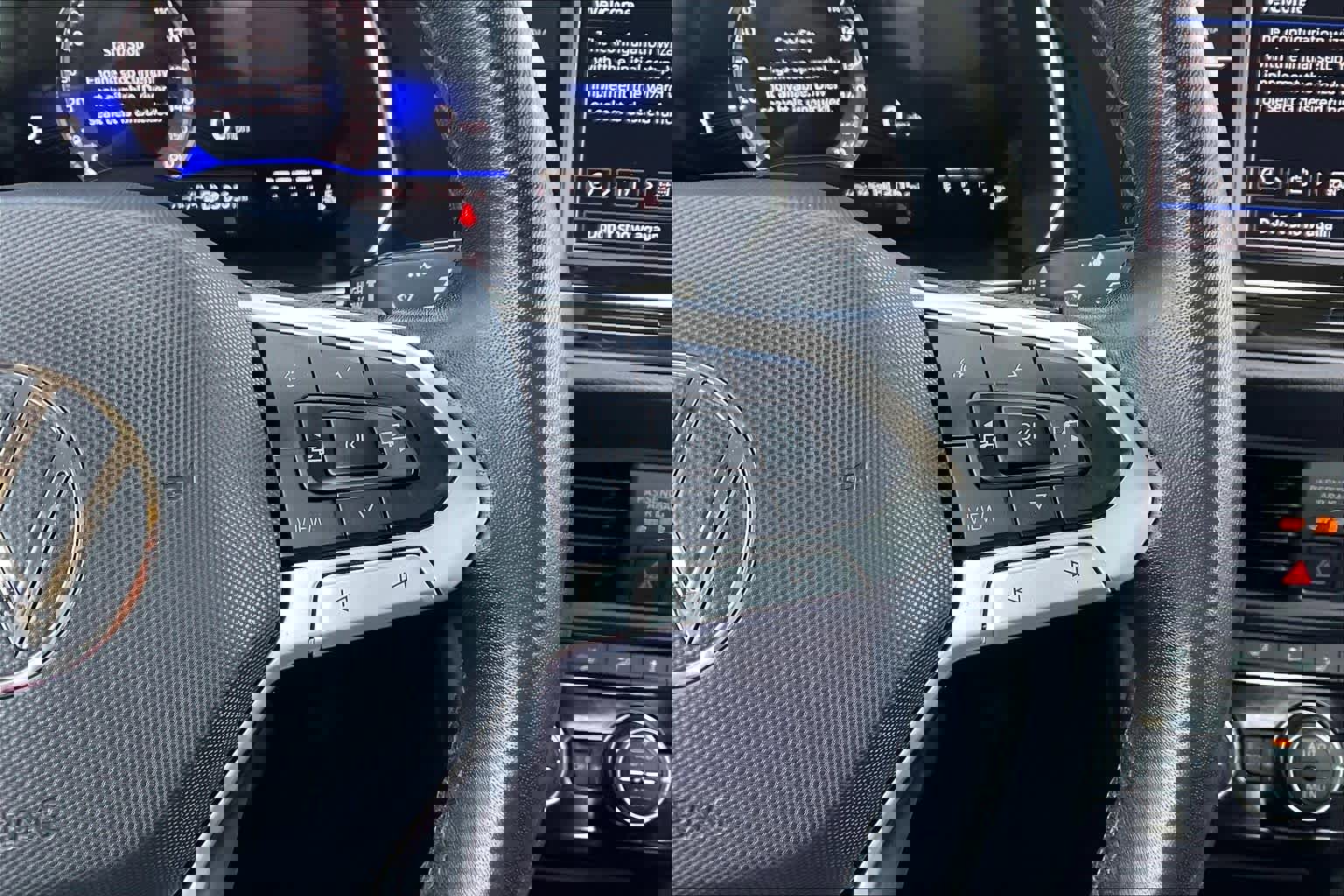 Used 2024 Volkswagen Jetta SE FWD image 24