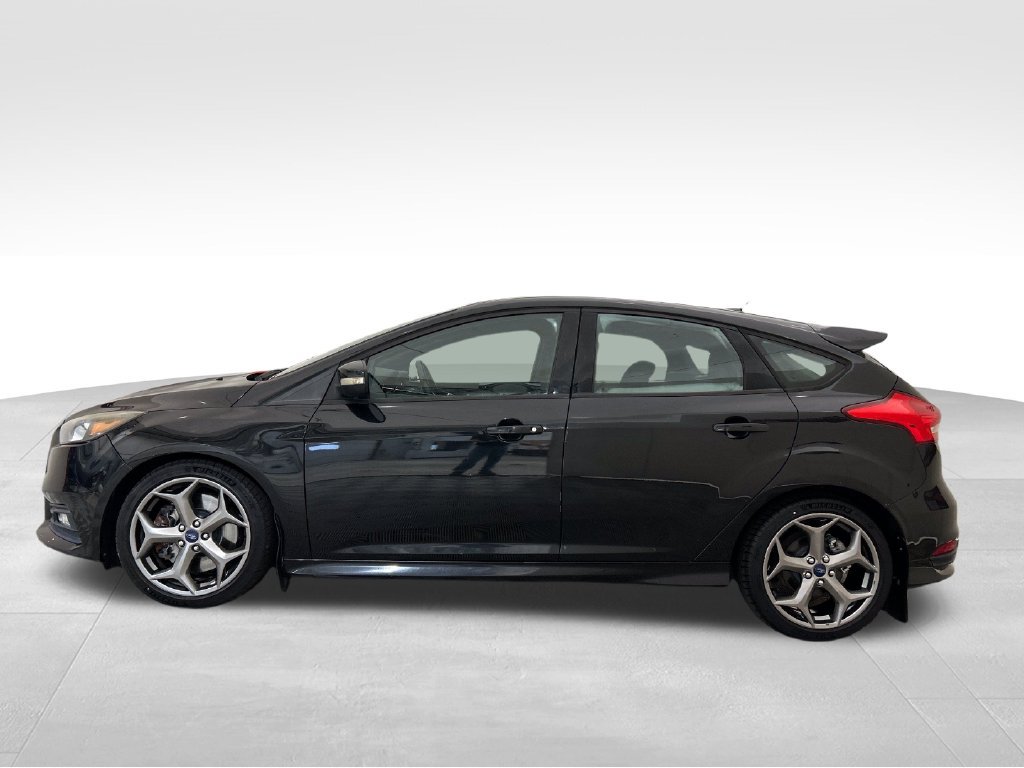 Used 2015 Ford Focus ST FWD image 2