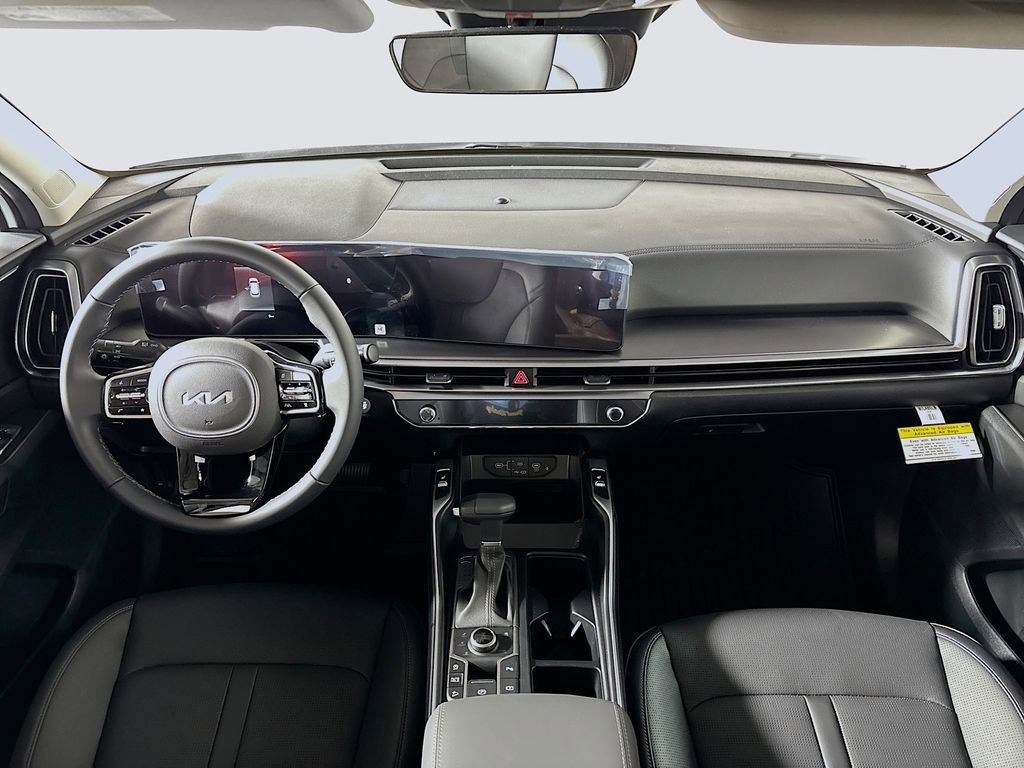 New 2025 Kia Sorento S image 13