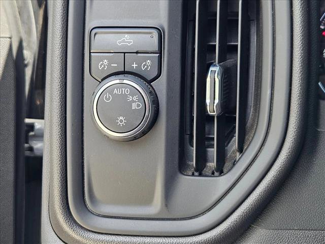 Used 2024 Chevrolet Silverado 1500 Custom w/ Turbomax Blackout Package image 13