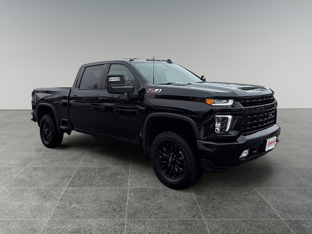 Used 2021 Chevrolet Silverado 2500 LT w/ Midnight Edition image 7