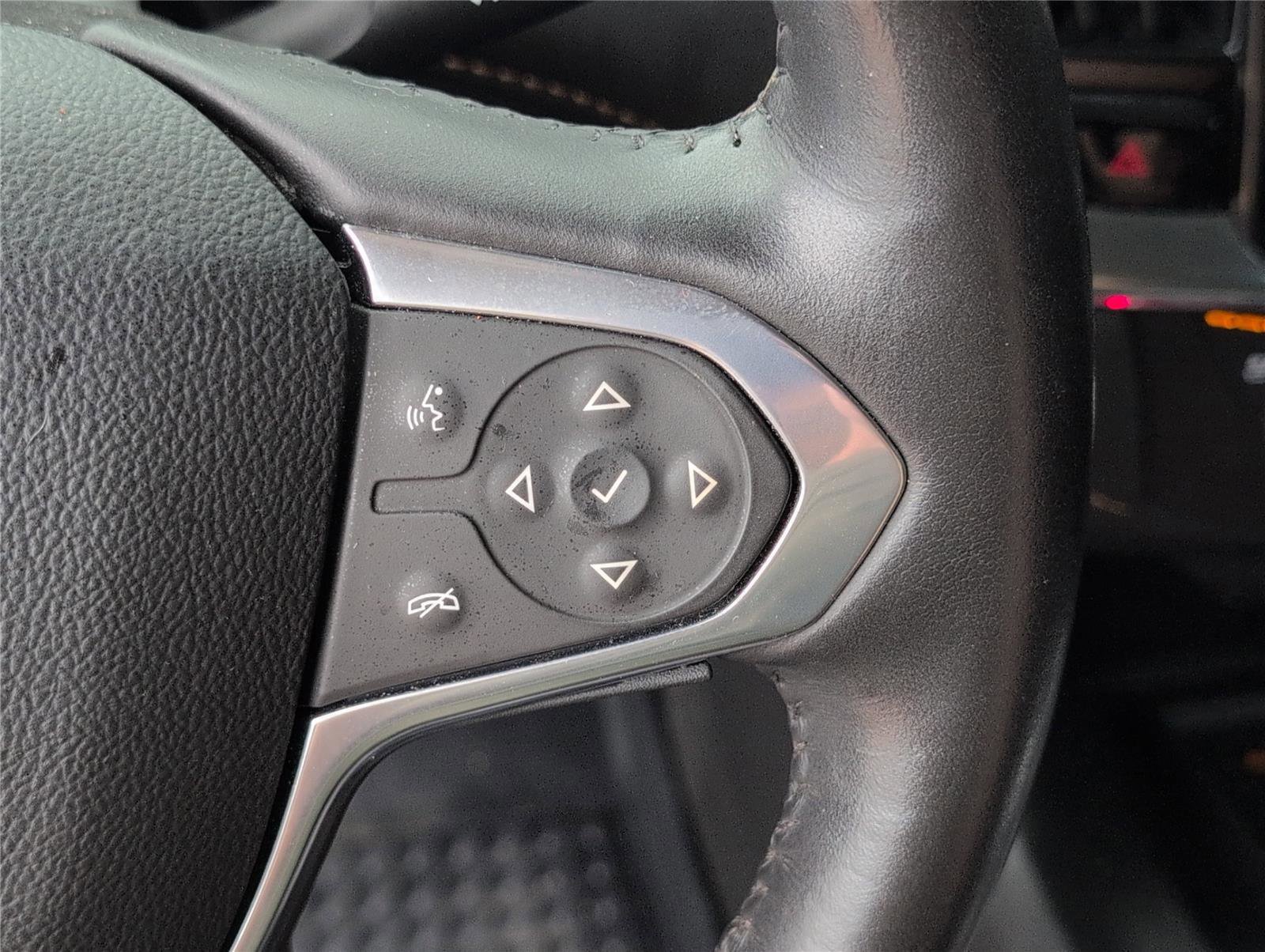 Used 2021 Chevrolet Traverse Premier w/ Redline Edition FWD image 27