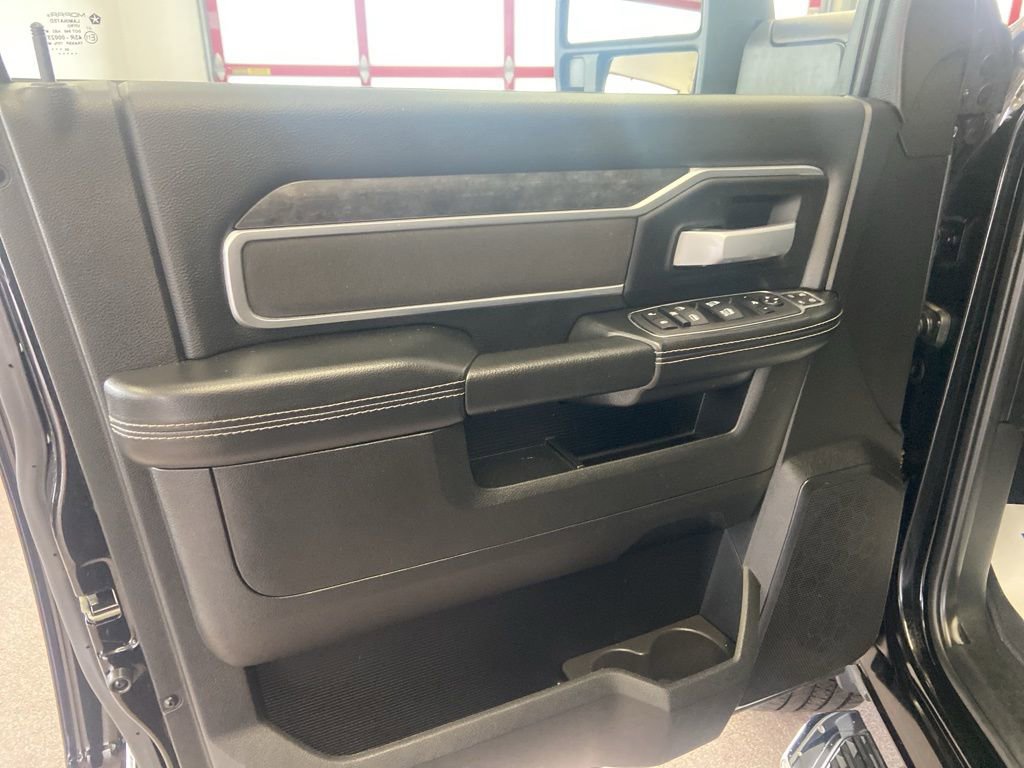 Used 2024 RAM 2500 Big Horn w/ Bed Utility Group image 9