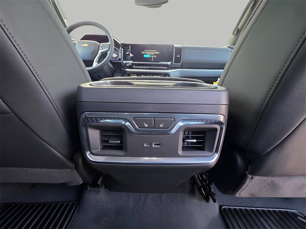 New 2026 Chevrolet Silverado 1500 LTZ w/ LTZ Premium Package image 11