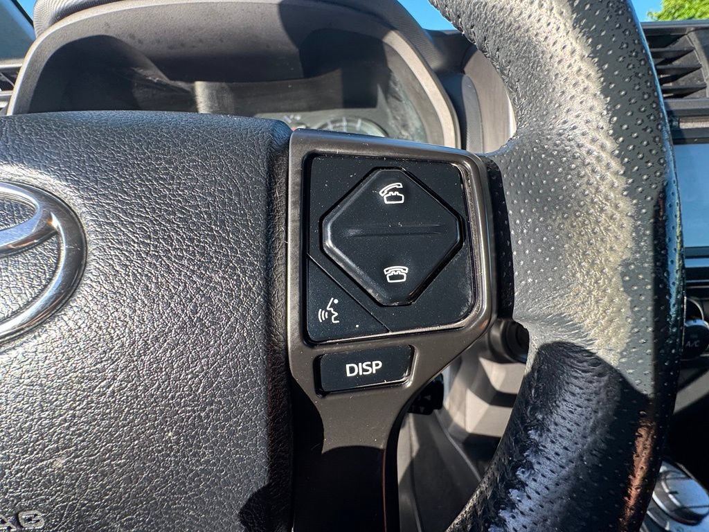 Used 2019 Toyota 4Runner SR5 AWD/4WD image 12