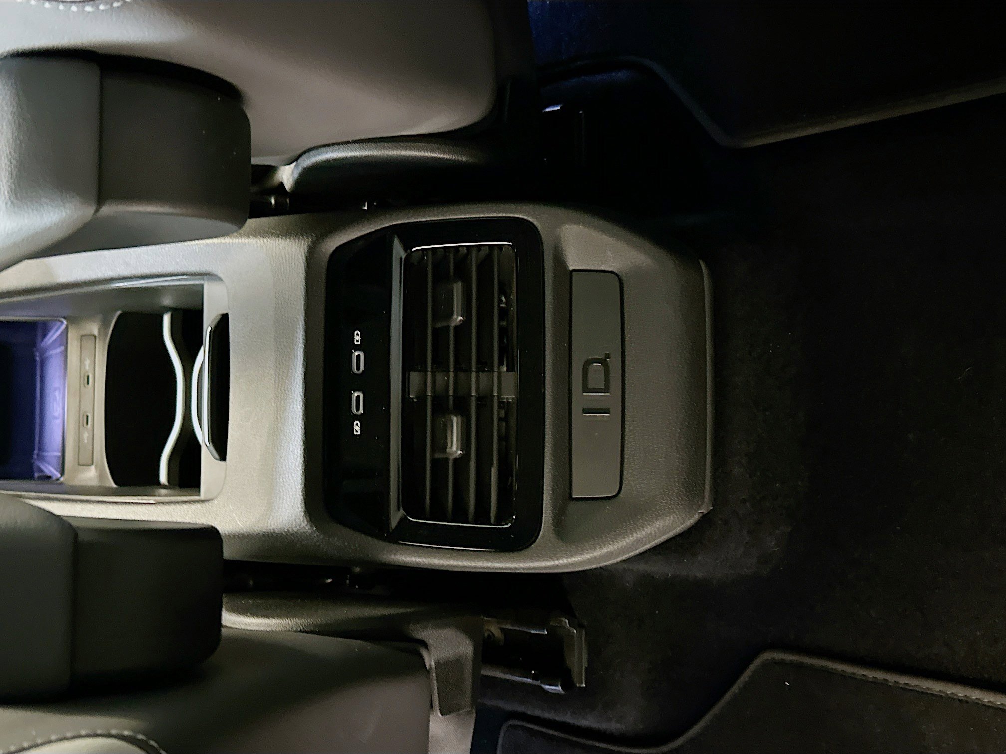 Used 2021 Volkswagen ID.4 Pro S w/ Gradient Package image 28