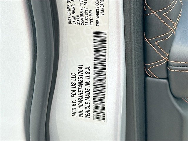 Certified 2022 Jeep Grand Cherokee Summit image 32