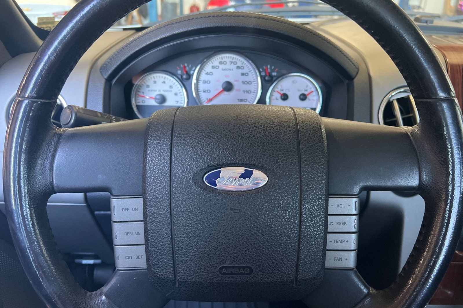 Used 2005 Ford F150 XLT RWD image 21