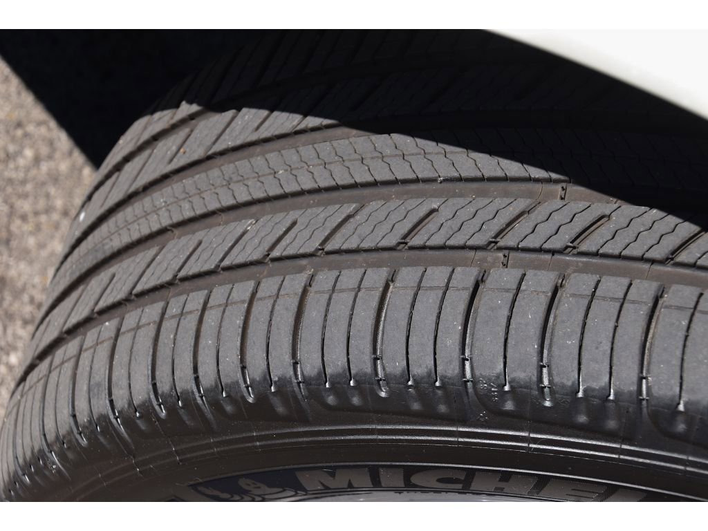 Used 1990 Cadillac Allante image 11