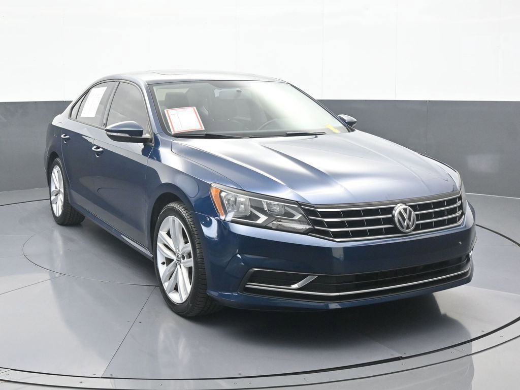 Used 2019 Volkswagen Passat 2.0T Wolfsburg image 9
