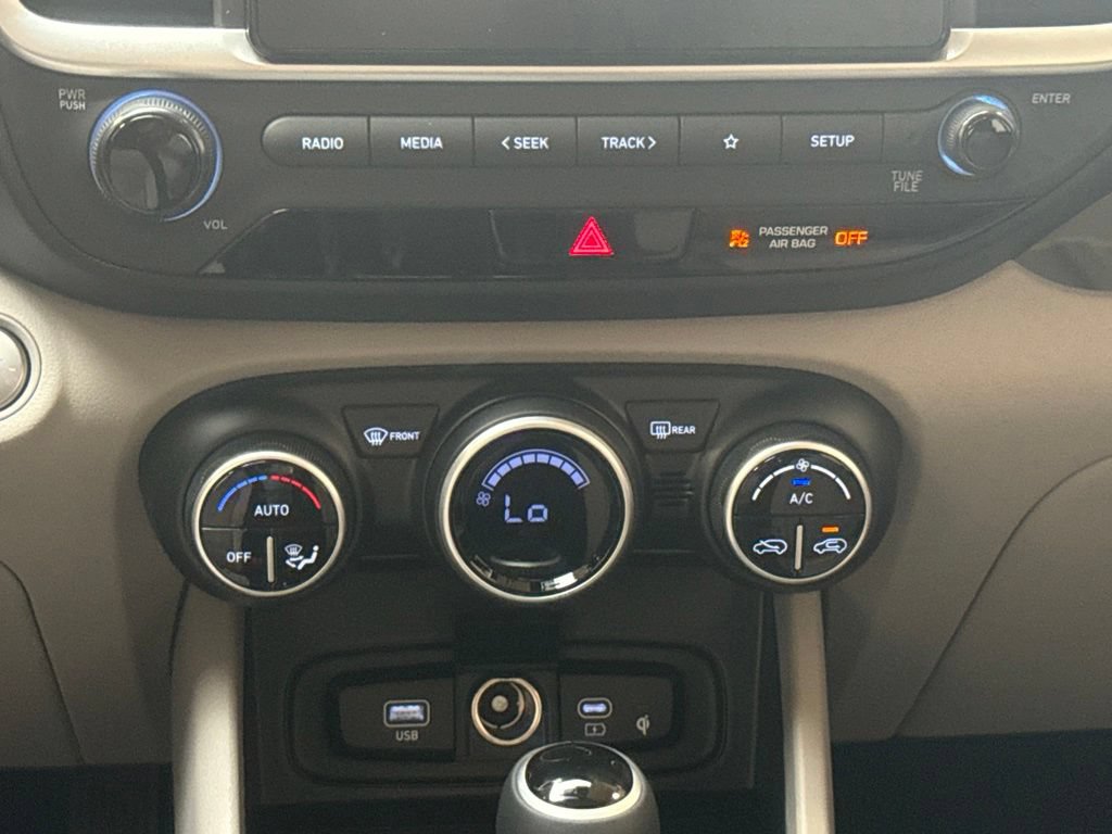 New 2026 Hyundai Venue SEL FWD image 16