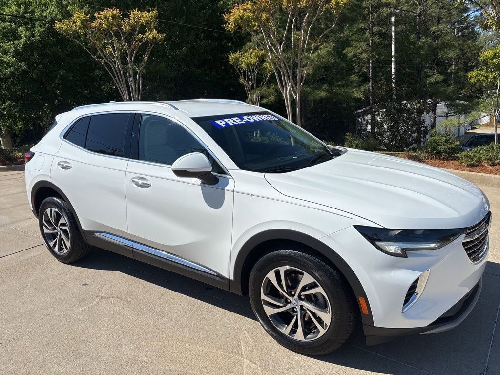 Used 2022 Buick Envision Essence w/ Safety Package image 4