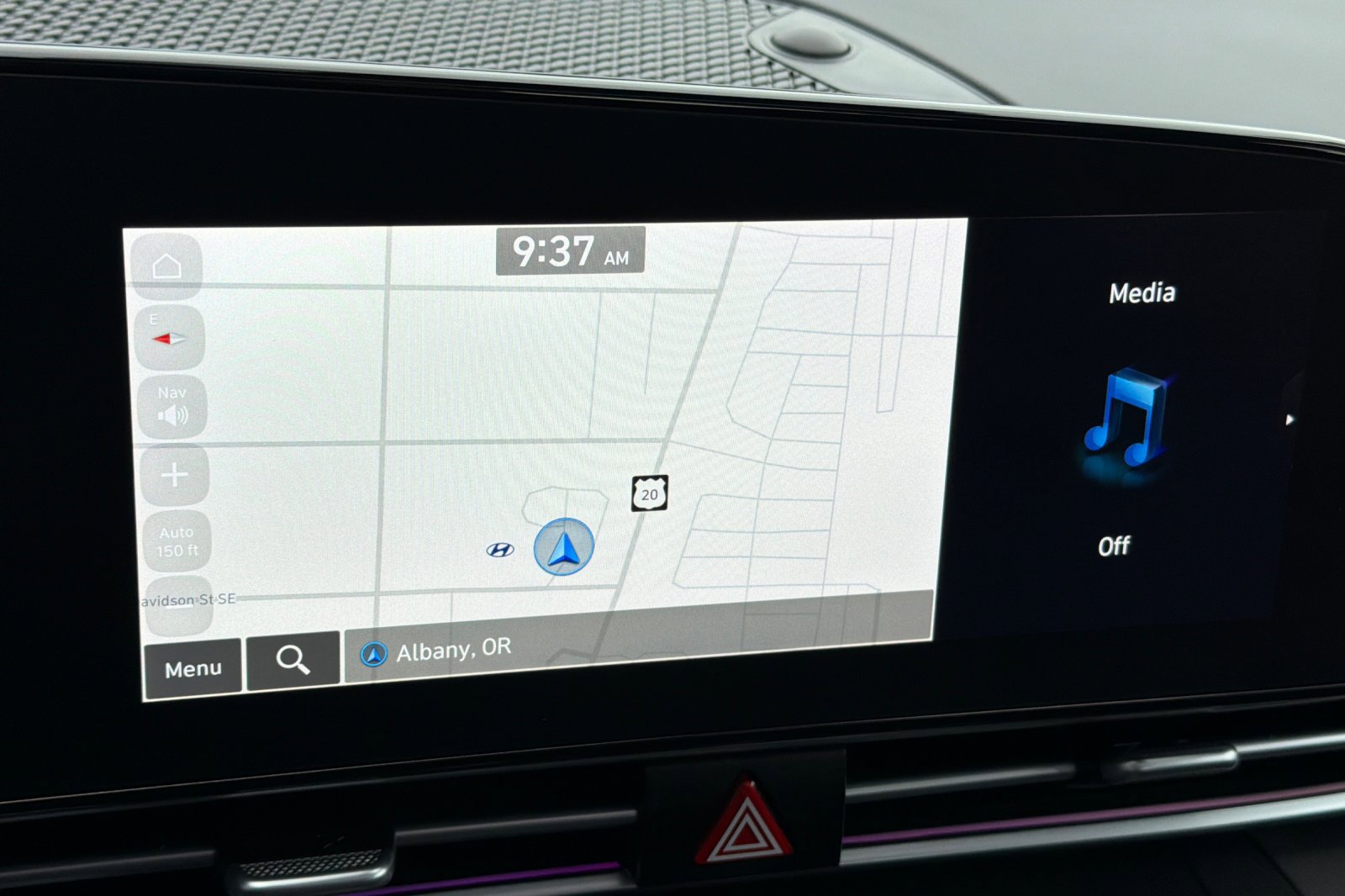 Used 2025 Hyundai Elantra SEL image 17