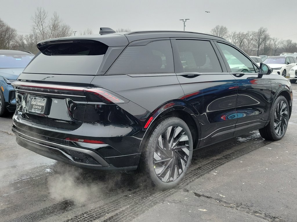 New 2026 Lincoln Nautilus Reserve AWD/4WD image 4