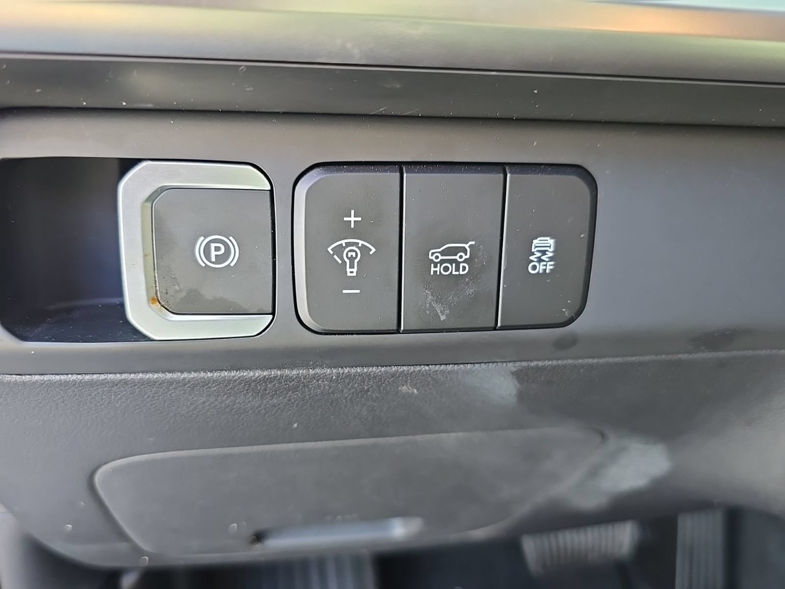 Used 2024 Hyundai Santa Fe SE AWD/4WD image 15