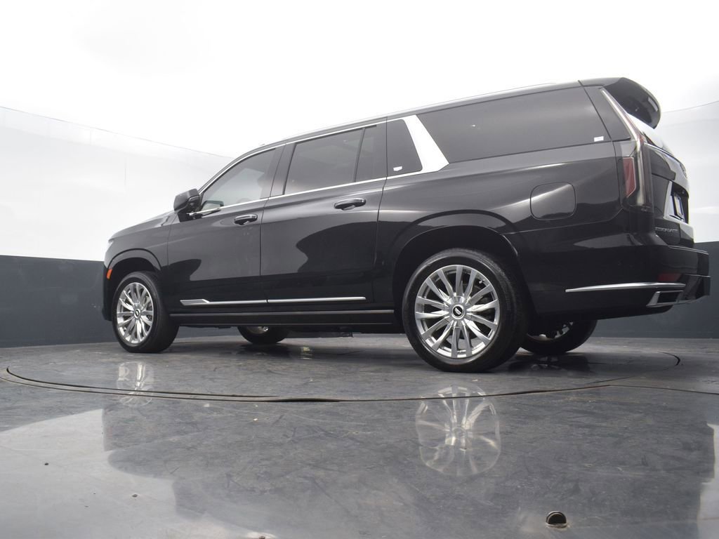 Used 2023 Cadillac Escalade ESV Premium Luxury w/ Performance Package image 54