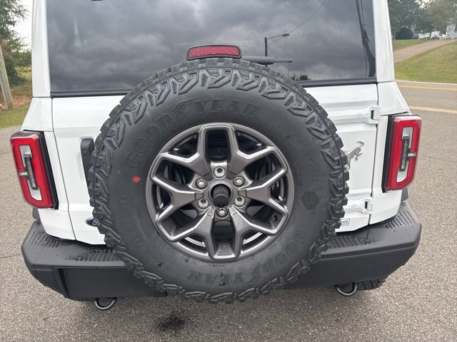 New 2025 Ford Bronco Badlands image 24