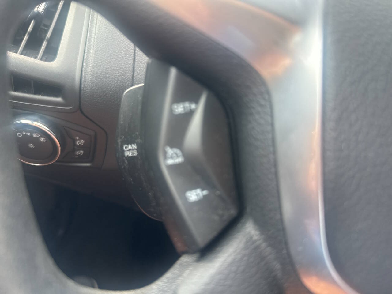 Used 2014 Ford Focus SE FWD image 30