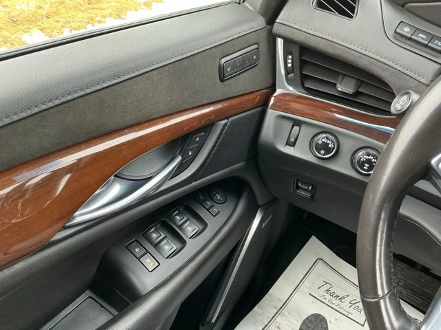Used 2019 Cadillac Escalade Premium Luxury image 28