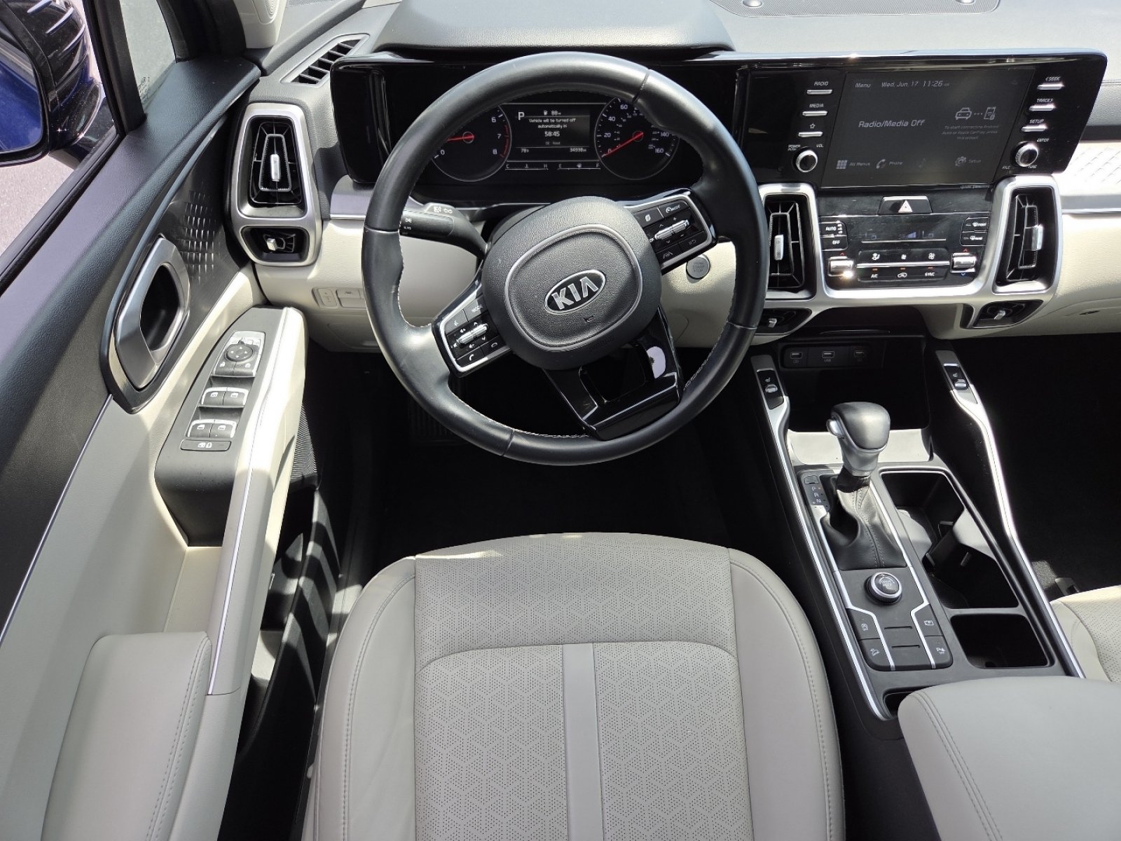 Used 2021 Kia Sorento S FWD image 29