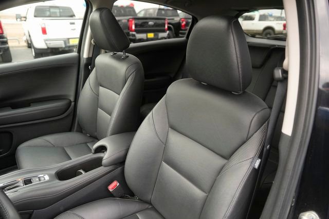 Used 2018 Honda HR-V EX-L image 10