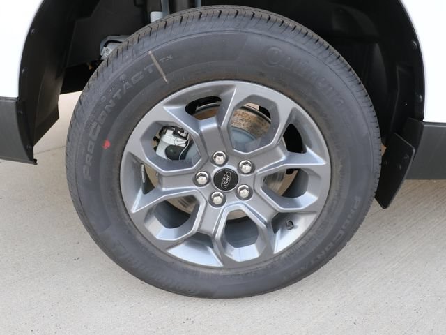 New 2026 Ford Maverick XLT w/ XLT Luxury Package FWD image 8