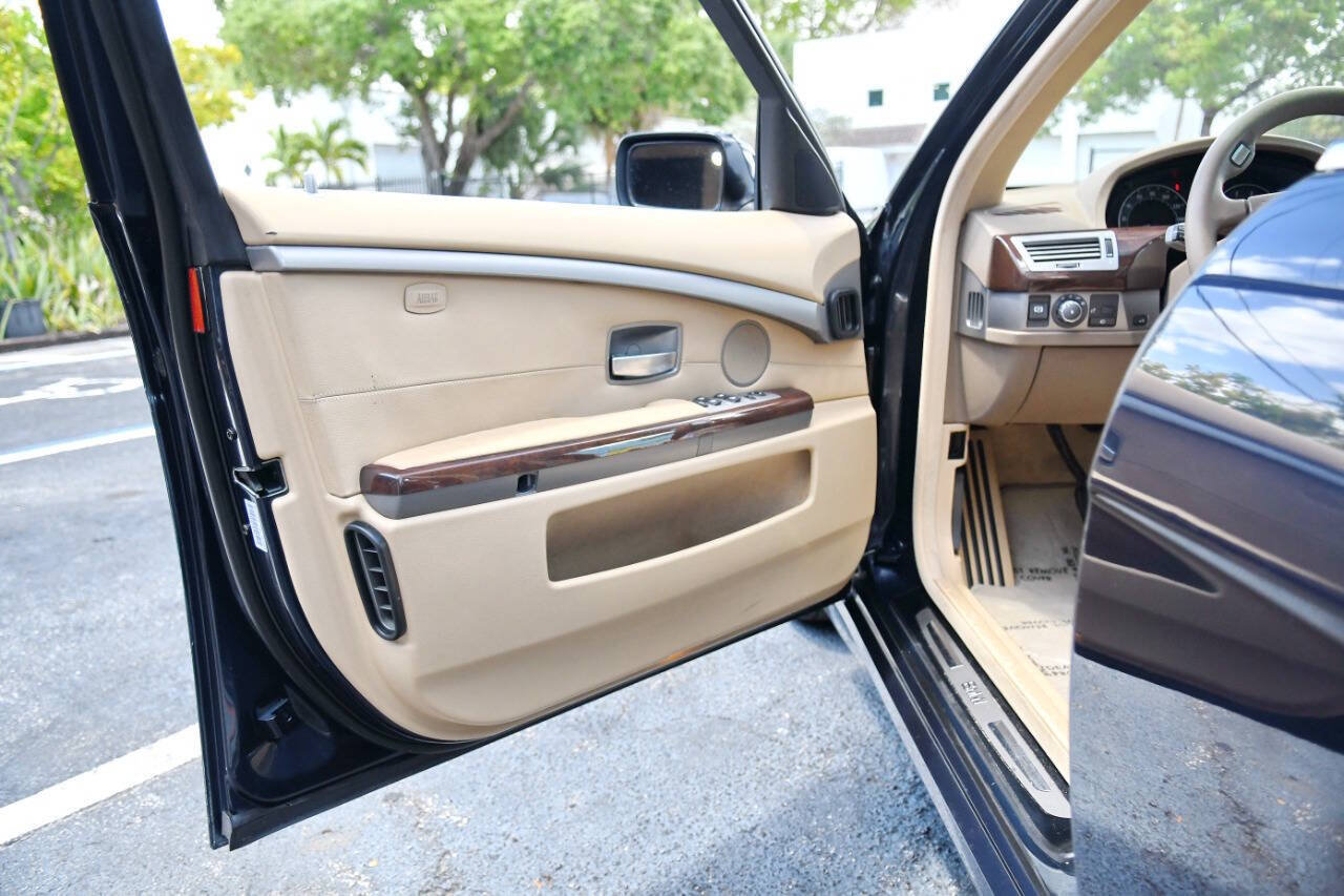 Used 2006 BMW 750Li RWD image 18