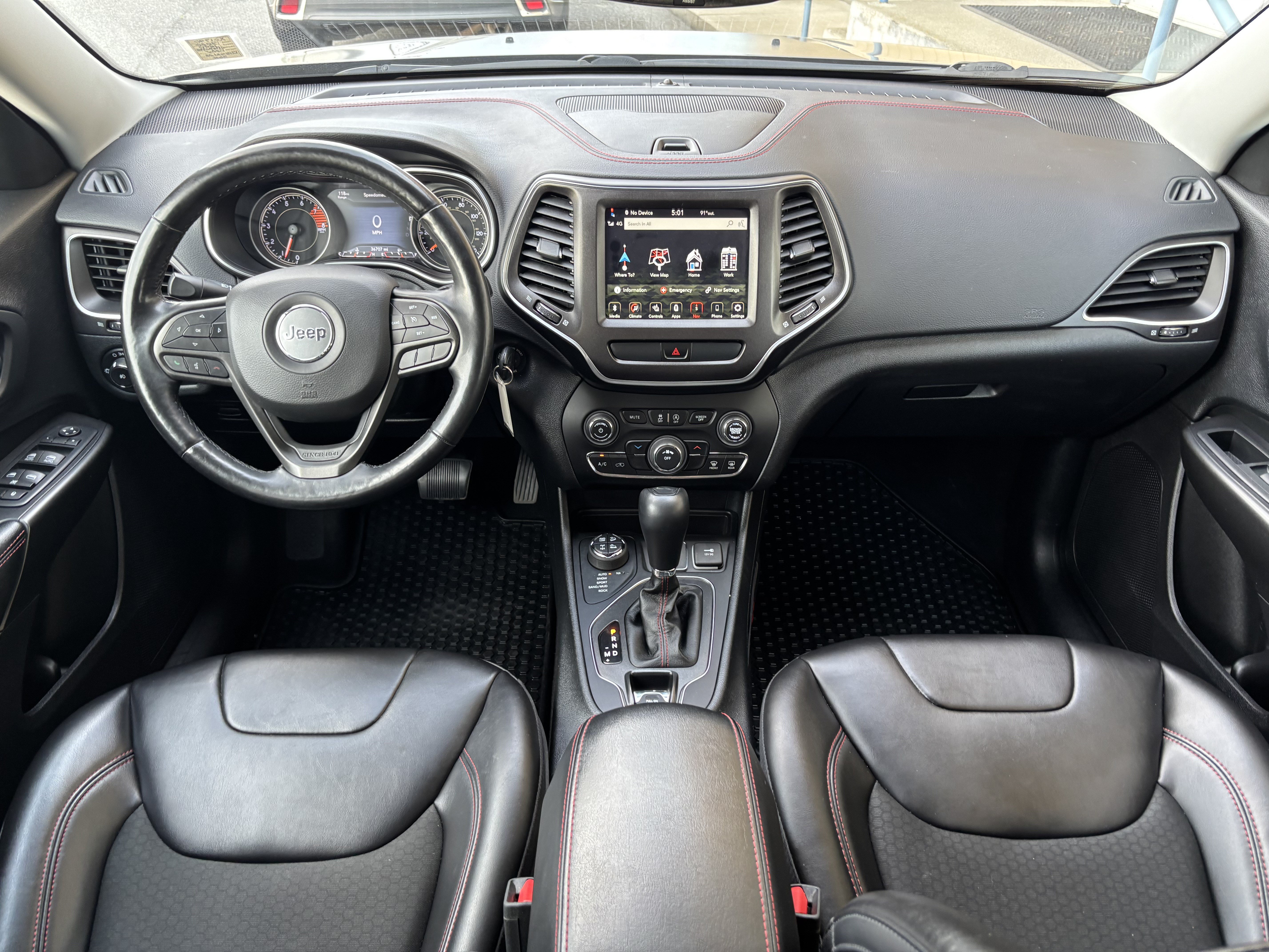 Used 2020 Jeep Cherokee Trailhawk w/ Cold Weather Group AWD/4WD image 21