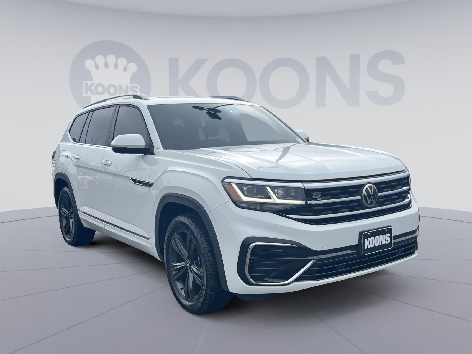 Used 2022 Volkswagen Atlas SEL R-Line image 10