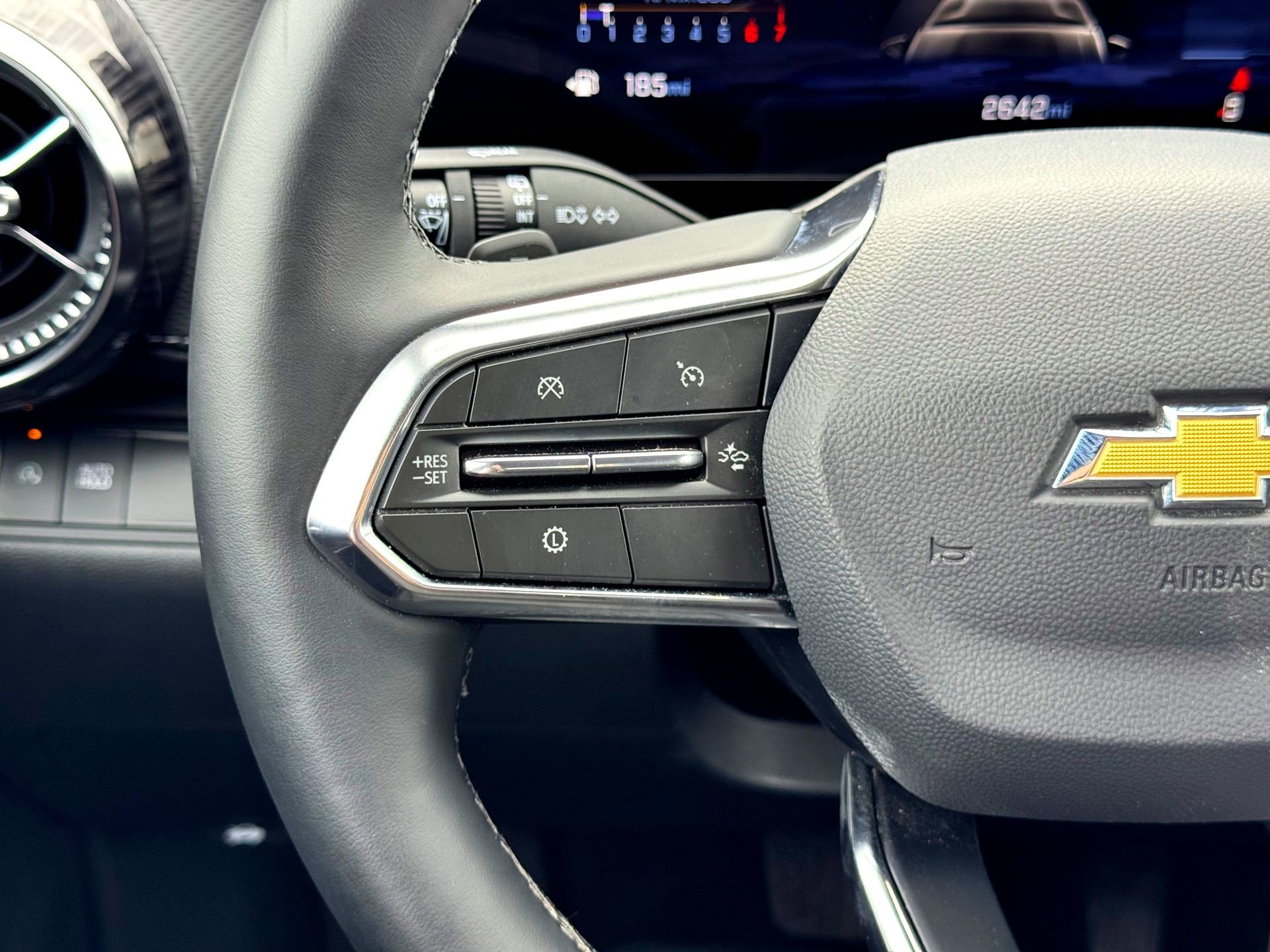 Used 2026 Chevrolet Equinox LT image 25