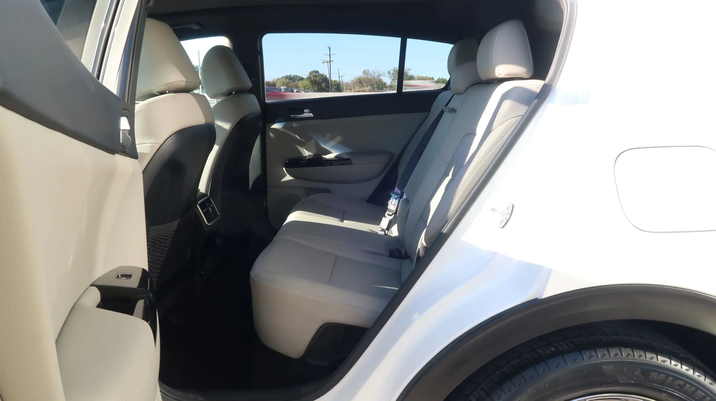 Used 2022 Kia Sportage Nightfall Edition w/ Nightfall Fwd Premium Package image 18