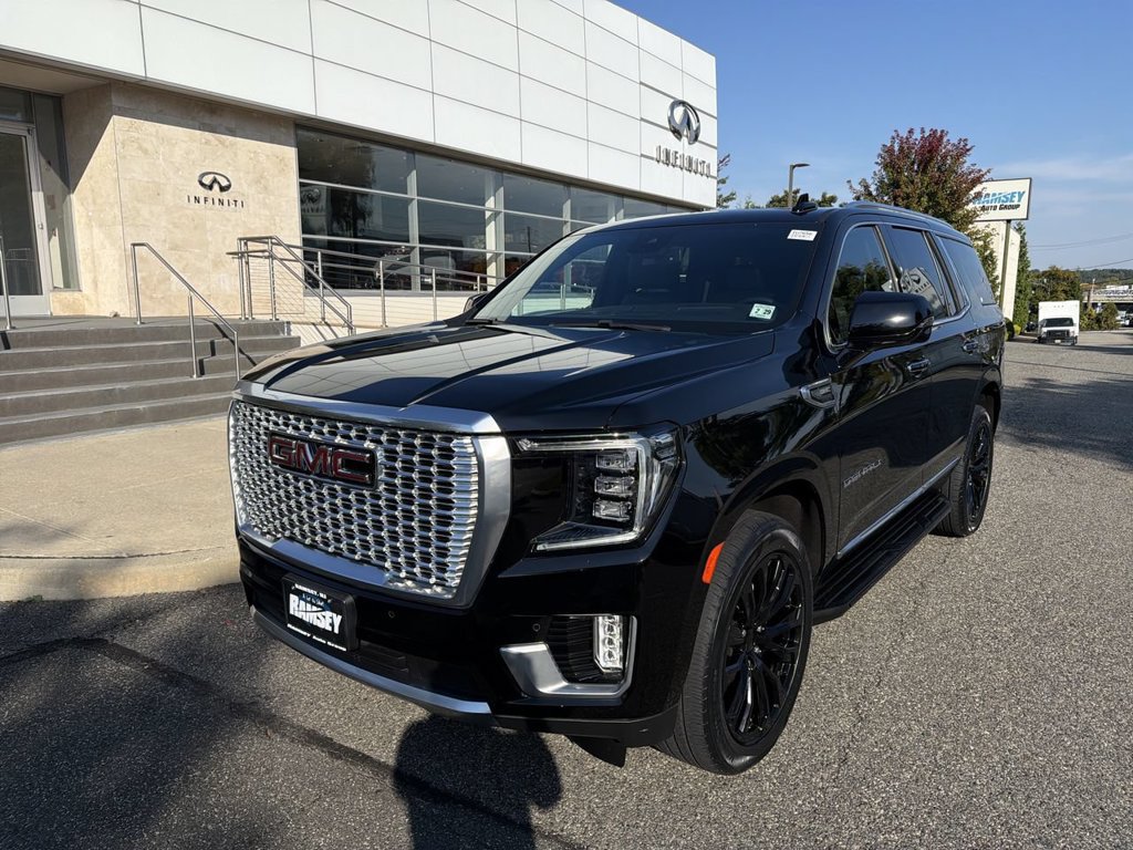 Used 2024 GMC Yukon Denali AWD/4WD image 4