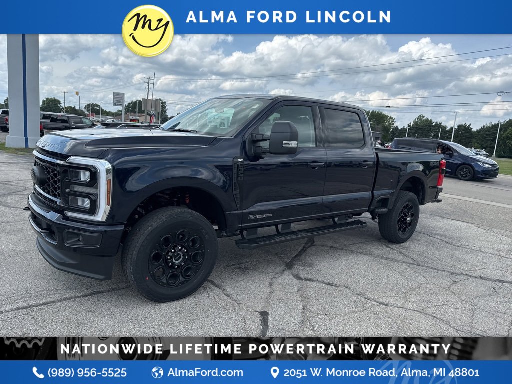 New 2025 Ford F350 XLT w/ Black Appearance Package image 3