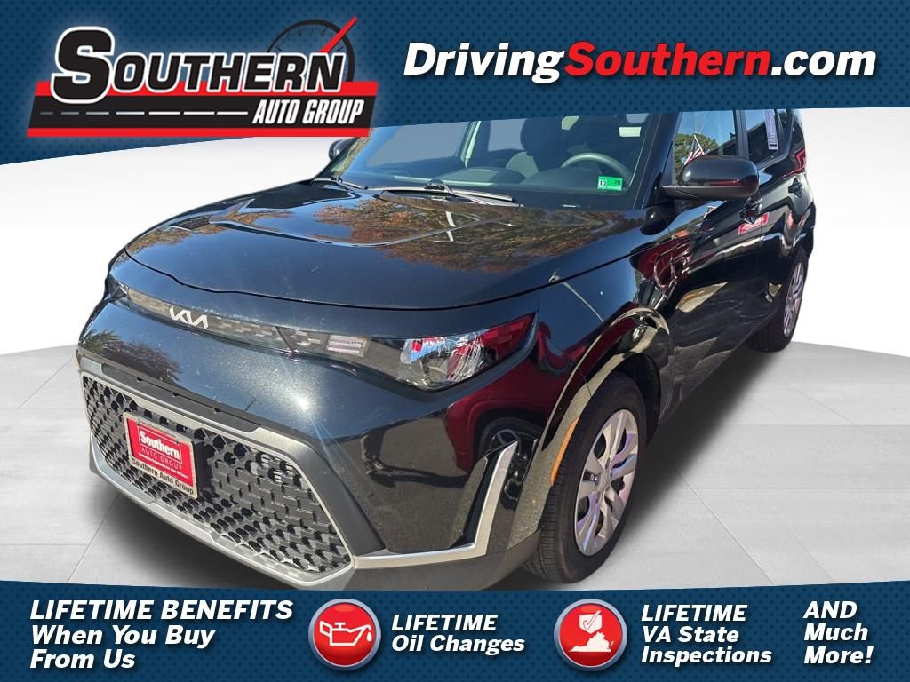 Certified 2024 Kia Soul LX image 1