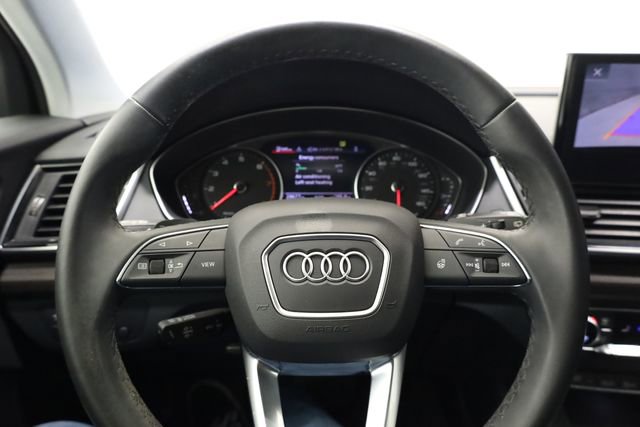 Used 2024 Audi Q5 2.0T Premium w/ Convenience Package image 17